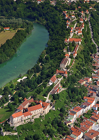 Bild: Burg Burghausen, Luftbild