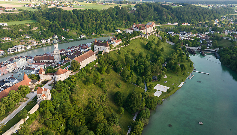 Luftaufnahme der Burg, Foto: www.kreativ-instinkt.de Bild: Luftaufnahme der Burg